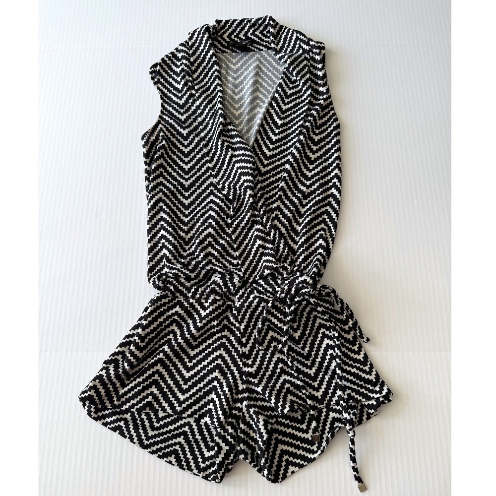 Caribbean Queen Black White Chevron Romper Womens Medium Sleeveless Wrap Tie